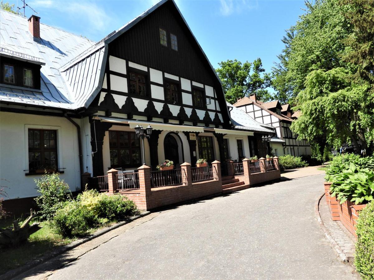 Dworek Osiecki Osieki  Exterior foto